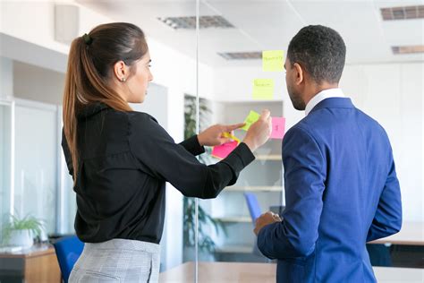 O que pode ser terceirizado em TI? Entenda os modelos, serviços e