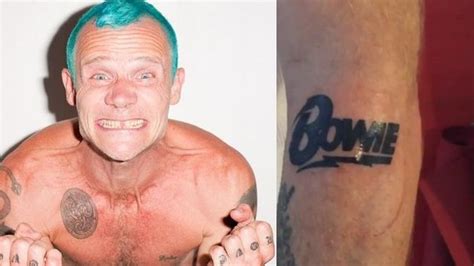 Flea De Red Hot Chili Peppers Se Tatua A Bowie