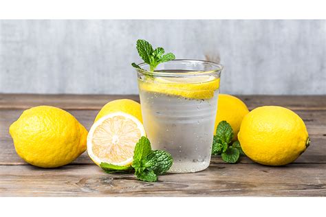 7 неща, които ще се случат с тялото ви след 7 дни пиене на лимонова вода