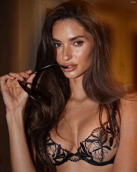 Debbie St Pierre Hot Fappening