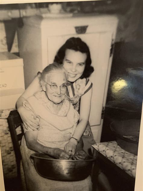 My Grandma And Her Grandma 1940s Roldschoolcool