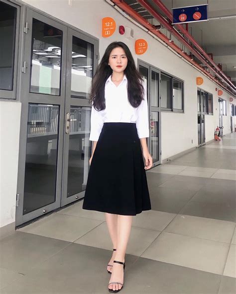 Hằng ngày toàn diện đồng phục hot girl Đồng Tháp một lần diện bikini làm ai nấy điêu đứng