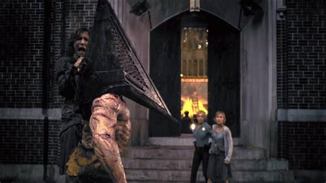 Horror In Silent Hill Siren Pyramid Head Scene