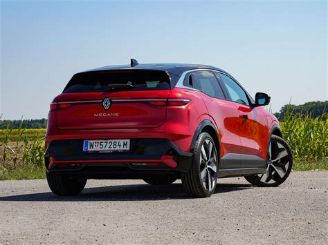 Renault Megane E Tech Techno Ev Hp Testbericht Autoguru At