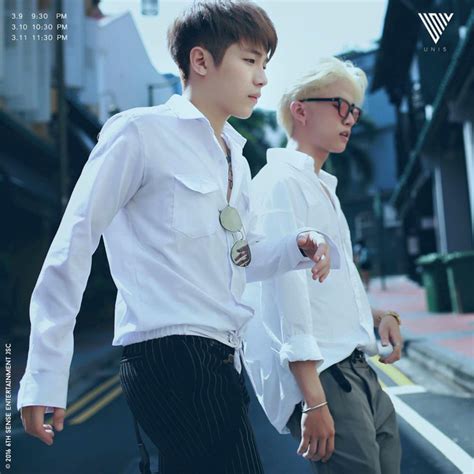 Hot Boy C M N L T X C Ngo N M C Trong N M V A R I