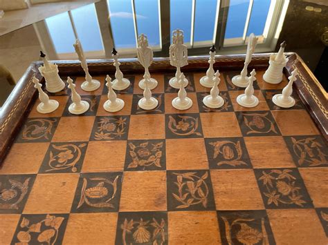 Antique Dutch Flemish Bone Chess Set 18th Century With Matching