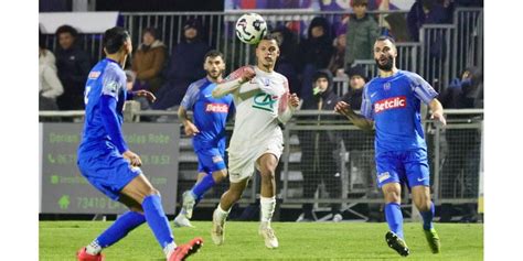 Football 7e tour Coupe de France Jura Dolois reste encore à quai