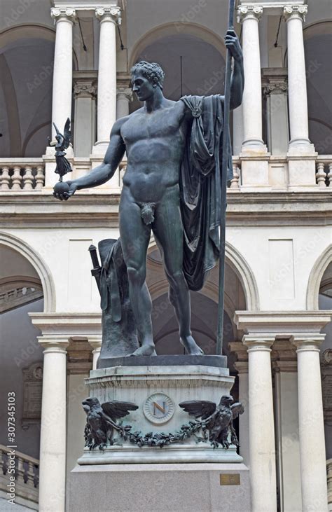 Estatua De Napoleon Pinacoteca De Brera De Mil N Italia Stock Photo