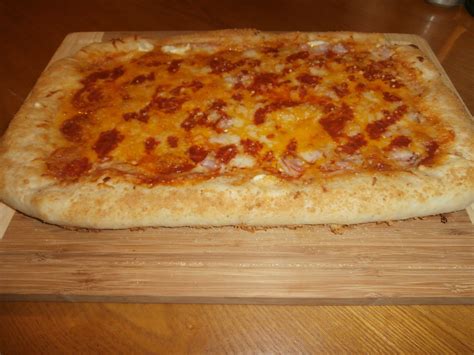 Homemade Stuffed Crust Pizza! #StuffedCrustPizza