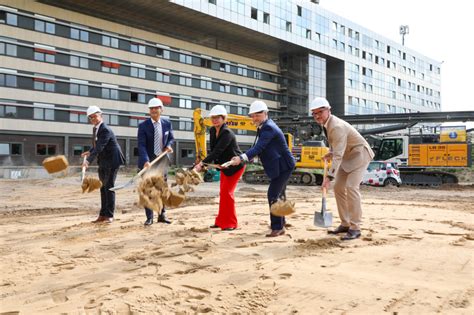 Erster Spatenstich für den Neubau des Kriminaltechnischen Instituts des