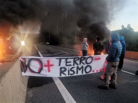 Trabajadores y vecinos protestan en Los Álamos tras violento ataque