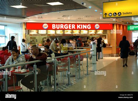 Burger King fast food restaurant at Heathrow airport Stock Photo - Alamy