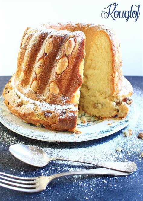 Le Kouglof Alsacien Traditionnel Recette Kouglof Kouglof Alsacien