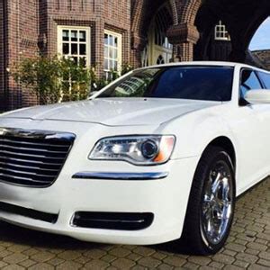 Chrysler 300 Limo Rentals - Best Limos, Instant Prices