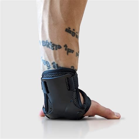 Snowboard and Ski Impact Shorts (Crash Pants) – Rippl Impact Gear