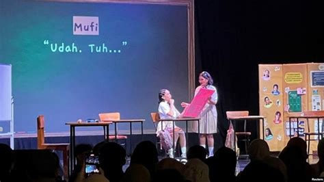 Senandung Senyap Pentas Kelompok Teater Musikal Tuli Pertama