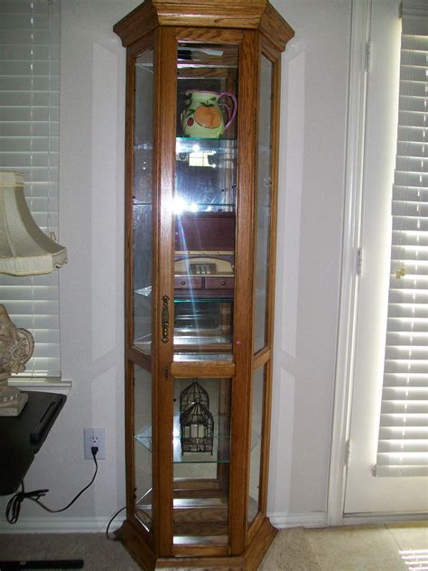 Kuts Own Style Lighted Curio Cabinet Oak