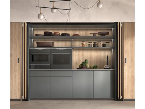 Cucina Moderna Con Isola Infinity In Laccato E Rovere Di Mobilegno