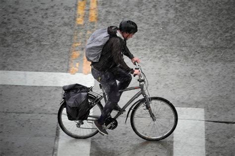 Thunderstorms bring hail to northeastern Colorado, metro Denver