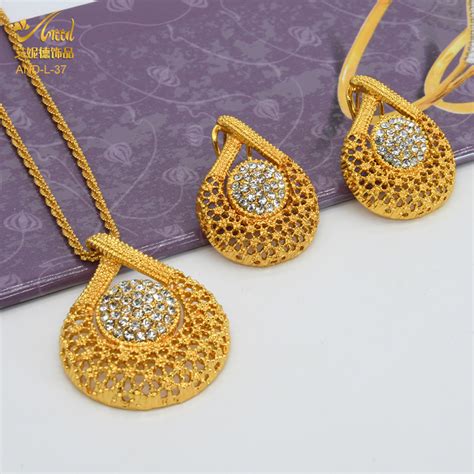 2023 New 24K Gold Plated Dubai Necklace Set Women S Crystal African