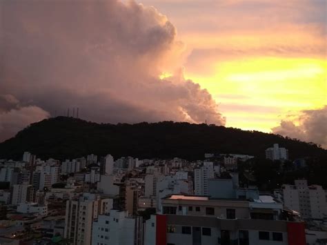 Fim de semana de eleição deve ser de chuva e temperaturas amenas em