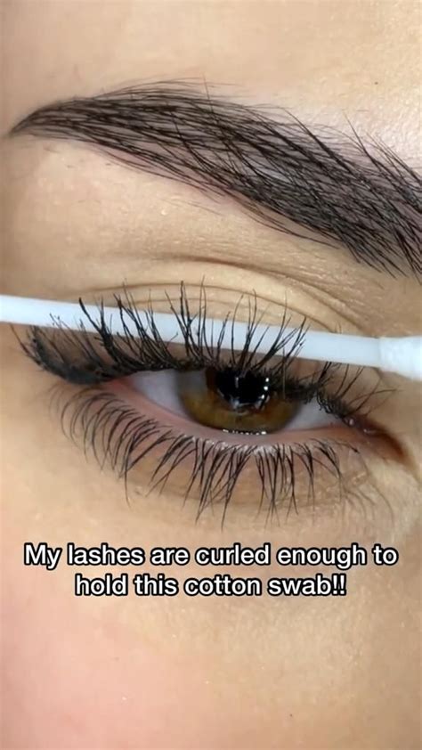 Curl Eyelashes | Makeup routine, Eye makeup tutorial, Eye makeup