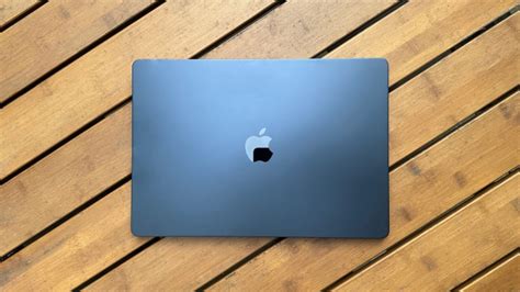 Inch Macbook Air With M Review Apples Biggest Air Impresses