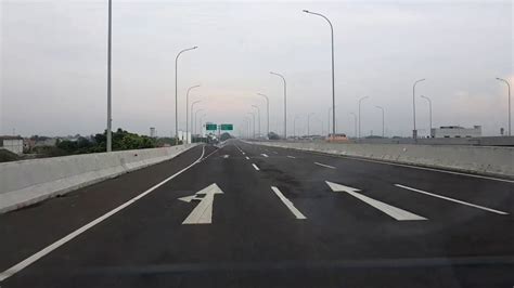 Tol Layang Becakayu Jakasampurna Jatinegara Youtube