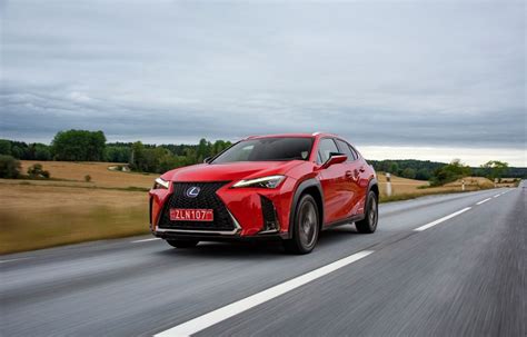 Lexus Ux Este Disponibil I N Rom Nia Start De La De Euro