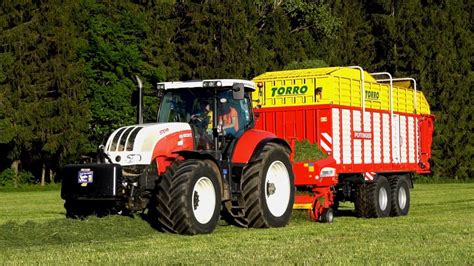 Schnitt Fendt Und Steyr Beim Ladewagen Fahren Lu Kircher