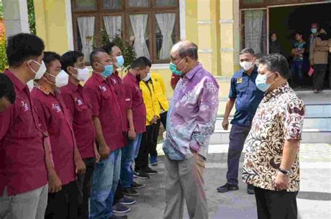 Pemko Tebing Tinggi Serahkan Alat Bantu Bagi 30 Penyandang Disabilitas