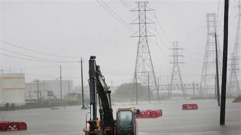 Bacteria Kills Man Fixing Harvey Flooded Homes