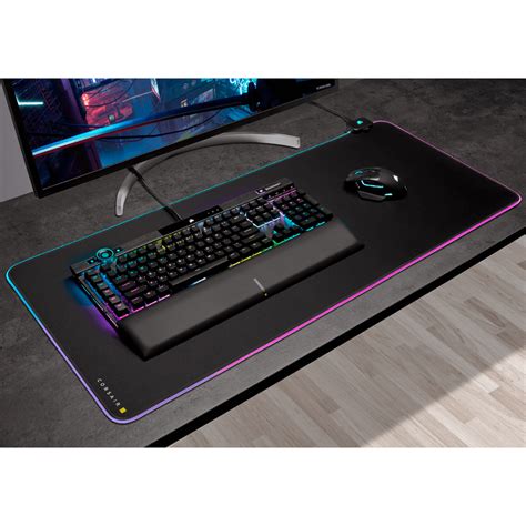 Mousepad Gamer Corsair MM700 Extended RGB Black 930x400mm CH 9417070 WW