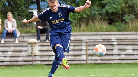 Fußball Kreisliga Osterholz Hansa wahrt nach 2 0 Sieg den Anschluss