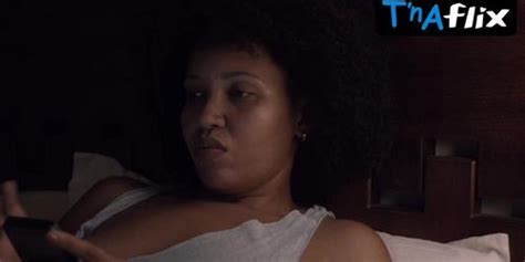 Sol Miranda Lesbian Scene In Rule 34 Lorena Comparato Tnaflix