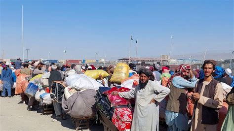 Don T Have Anything Afghan Migrants Stranded After Fleeing Pakistan