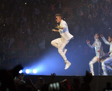 Justin Bieber Always Brings Out Some Impressive Dance Moves On All His