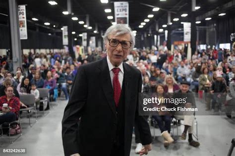 Kreskin Mentalist Photos and Premium High Res Pictures - Getty Images