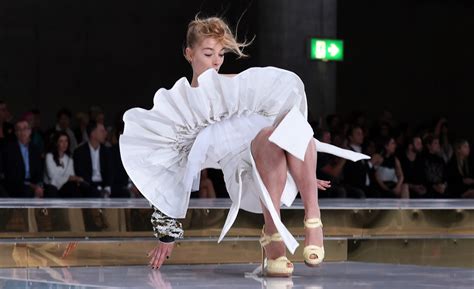 These Photos Of A Model Falling On The Maticevski Runway Are Pure Art