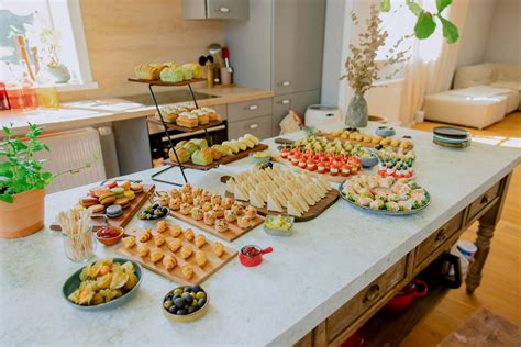 Small Bites Brunch Buffet Ideas For Your Next Party | Fast & Simple ...