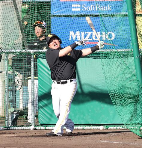 【ソフトバンク】山川穂高が「練習の虫」に 100発特打に居残り打撃「僕はバット振らなきゃ」 プロ野球写真ニュース 日刊スポーツ