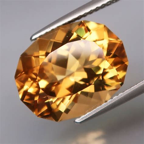 Желтый кварц 8.59ct купить в интернет-магазине в СПб