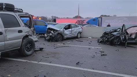 Car Pile Up Fort Worth Footage : Video Crews Clear Massive Crash Site On Texas Interstate Kfox ...