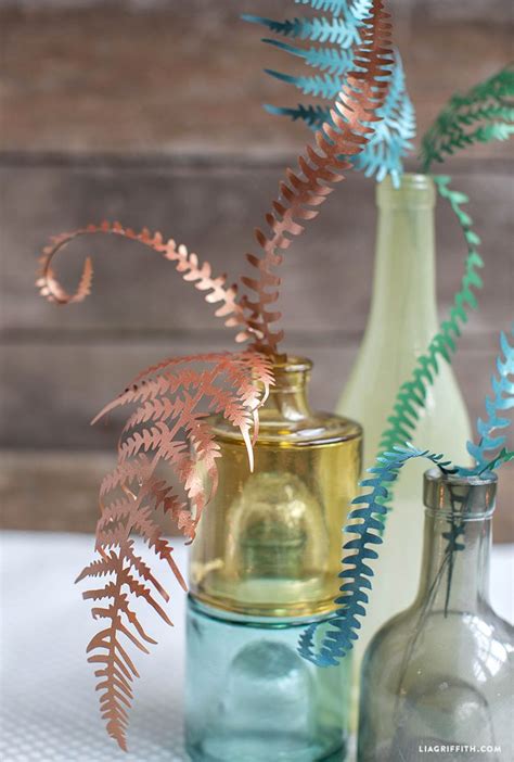 Diy Paper Fern Leaves Diy Paper Paper Plants Paper Flowers Diy