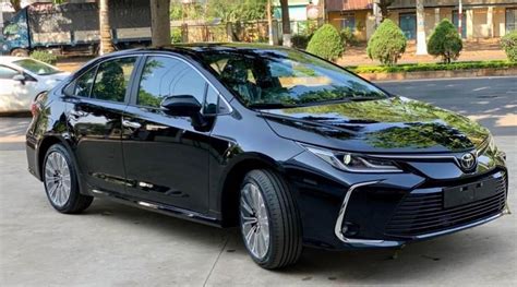 Toyota Altis 2023 Mới - Giá Xe Lăn Bánh Kèm Khuyến Mại Tốt