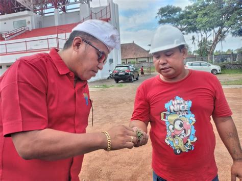 Banyak Kerikil Bertebaran Ketua Dprd Suastika Sidak Proyek Lapangan