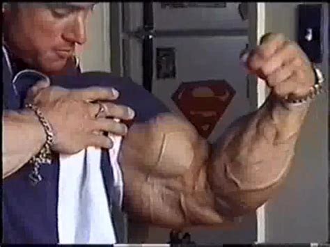 Bicep Porn ThisVid
