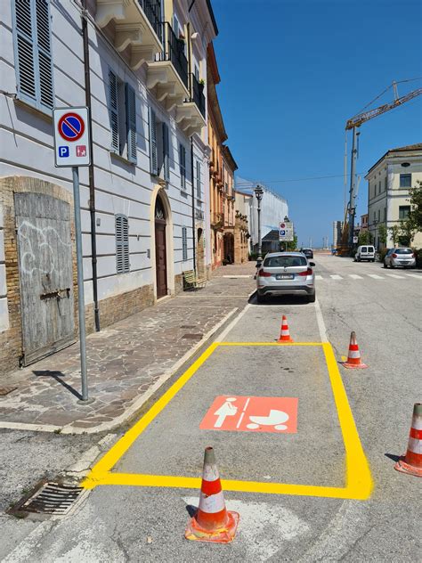 Installati Nove Parcheggi Rosa Nel Territorio Di Mosciano S A