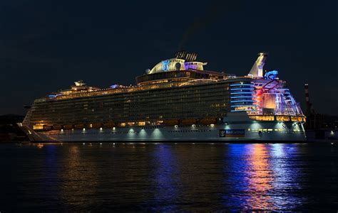 Discover More Than 80 Cruise Ship Wallpaper Super Hot In Coedo Vn