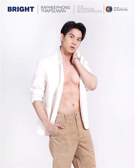 Hot boy Thiên Tài Bất Hảo gây sốc vì sắp đóng đam mỹ liếc qua danh tính bạn trai lại thấy anh